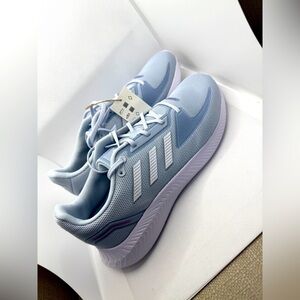 adidas women’s energy cloud V Running falcon / Running Shoe